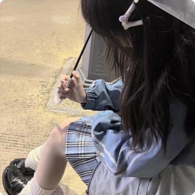 英格丽向西行